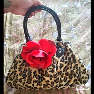 Gorgeous handbag